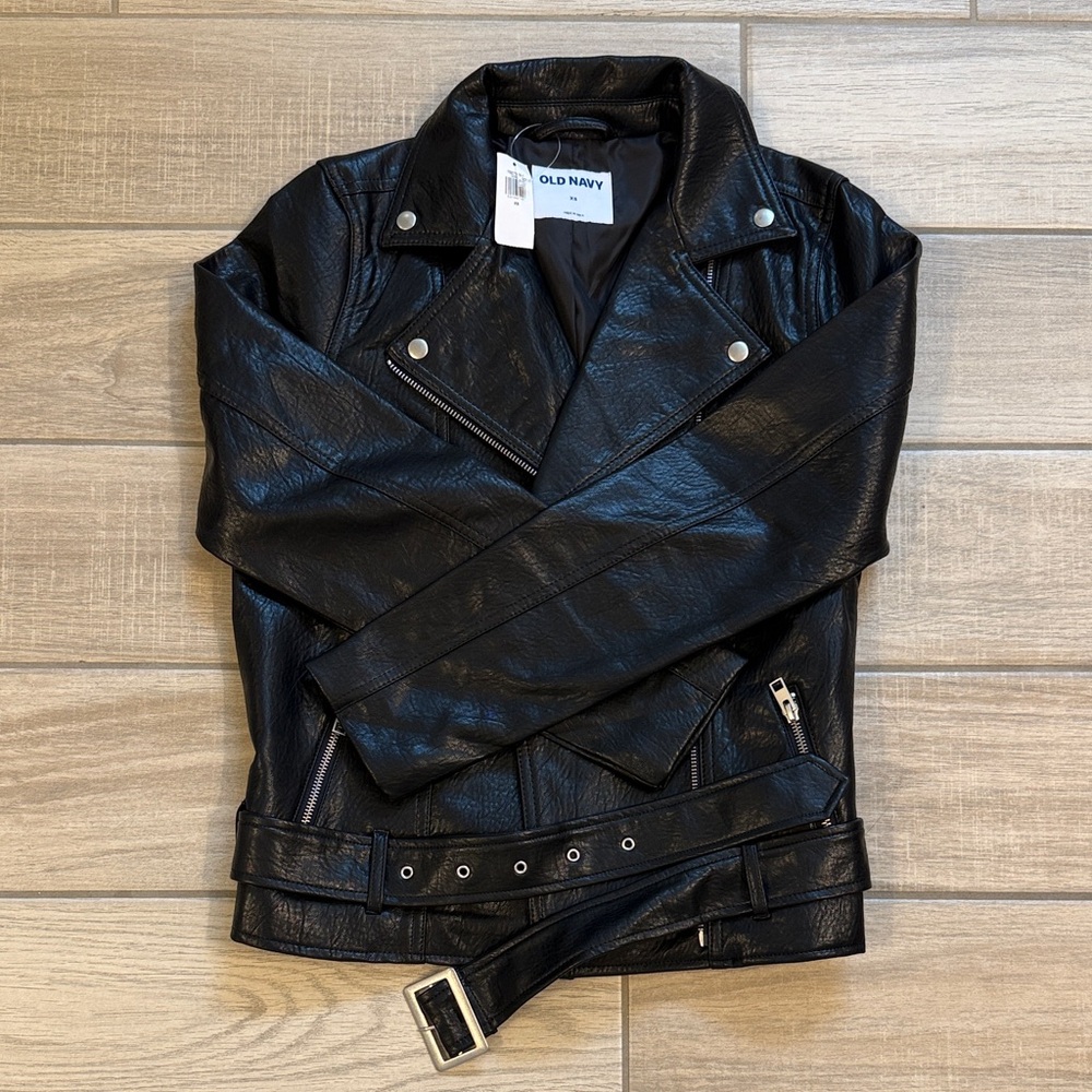 NWT Old Navy Women's Faux Leather Jacket in Black